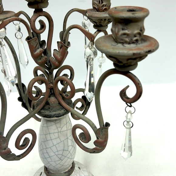 Vintage style heavy metal and ceramic 5 light candelabra with crystals - Picture 4 of 8